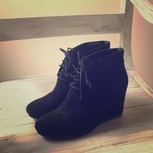 Clark’s black suede wedges
